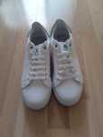 Продавам Adidas Stan Smith