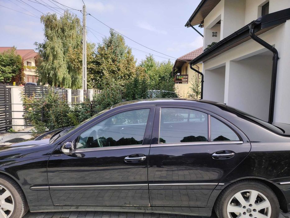 Vand autoturism Mercedes Benz C 180
