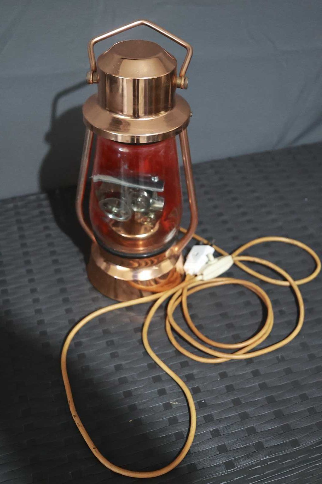 Antichitate retro veche veioză lampă cu motorul de tracțiune Crestwort