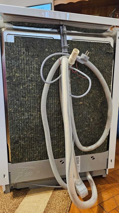 Vând mașină de spălat vase Bosch