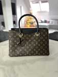 Дамска чанта Louis Vuitton