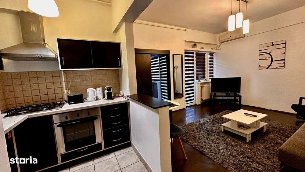 De vanzare - Apartament 2 camere zona ultracentrala Piata Romana