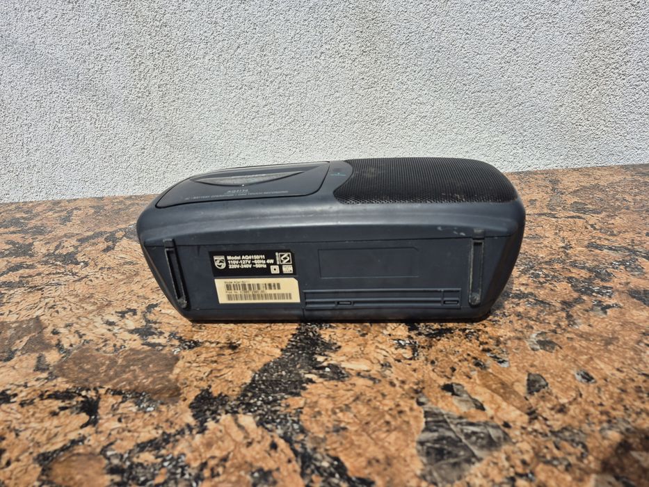 Vând Radio casetofon marca Philips model  AQ 4150