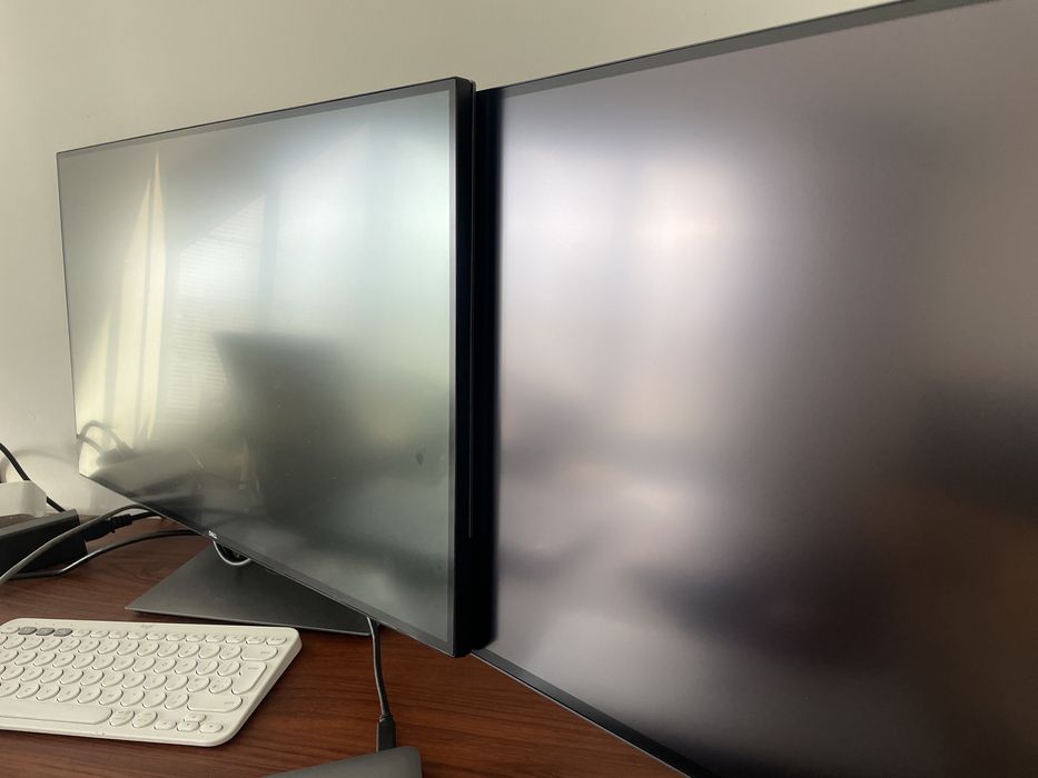 Монитор Dell u2720q и Dell u2723qe