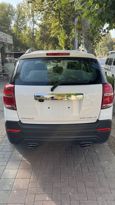 Chevrolet Captiva 4