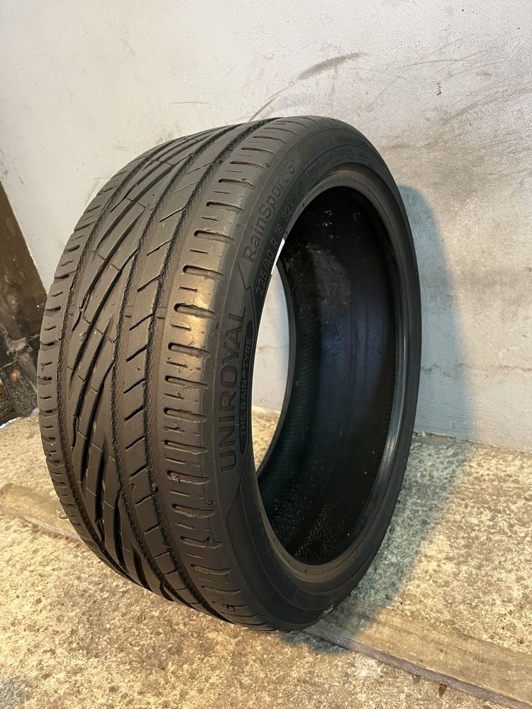 Гума 225/40/18 UNIROYAL Rain Sport 5