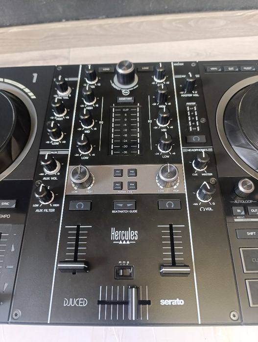 Consolă mixer DJ Hercules Inpulse 500