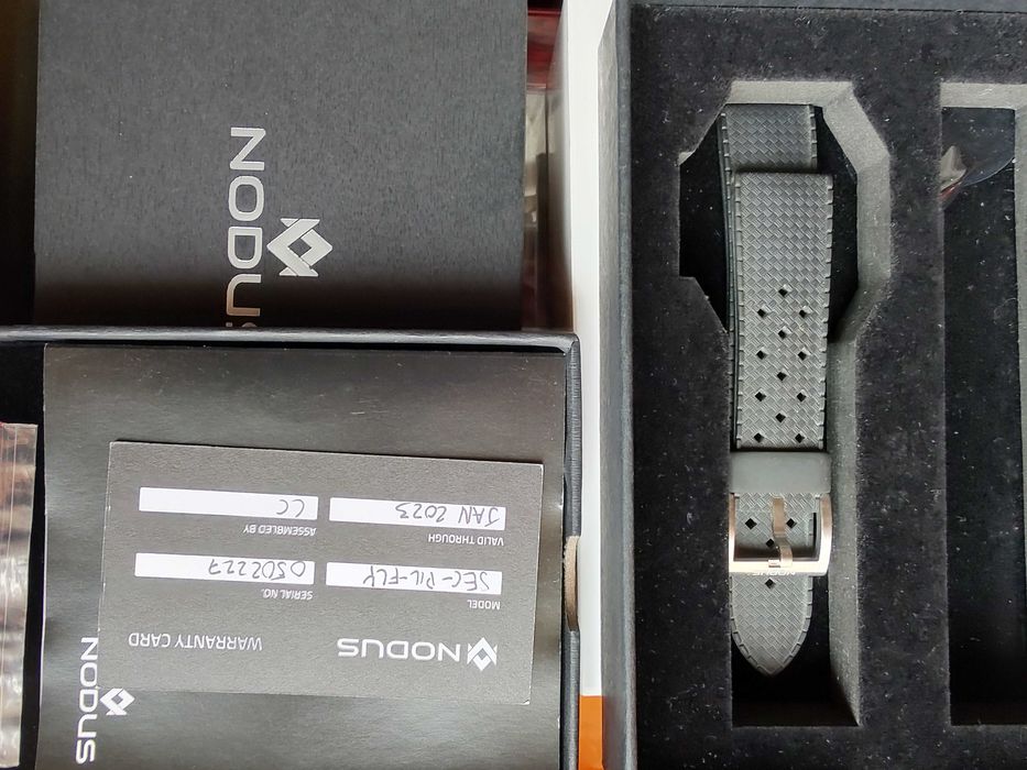 Nodus Sector automatic 150m.