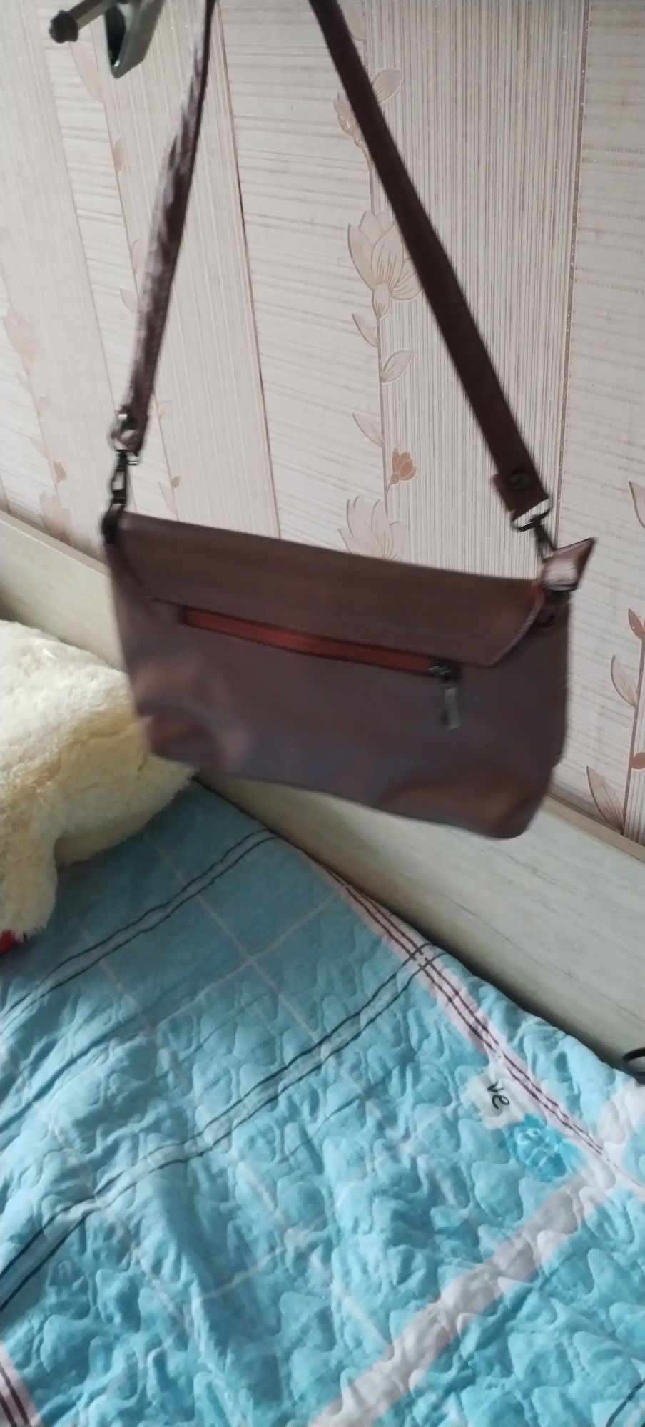 Продам женскую сумку