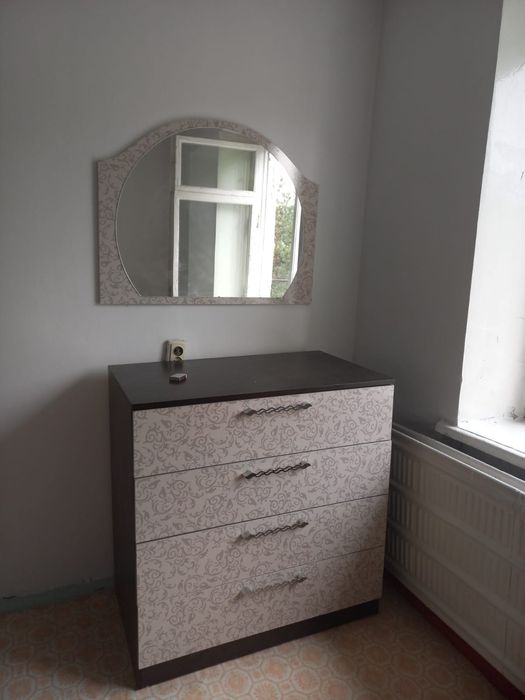 Продам спальный гарнитур