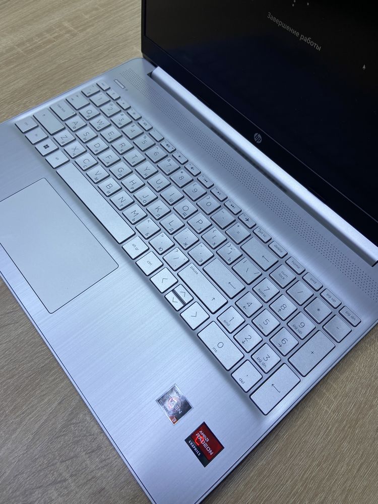 Ноутбук бизнес класса HP Laptop 15S | Ryzen 3-5300U