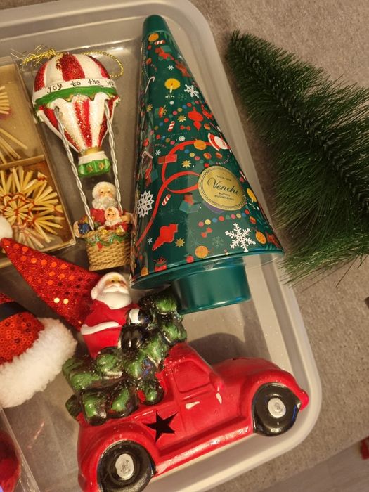 Коледни декорации