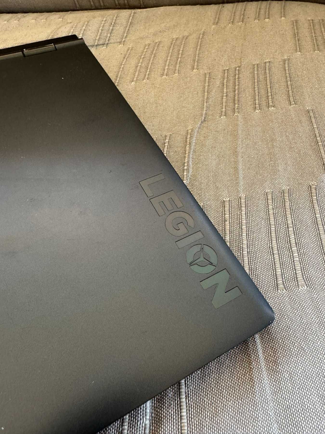 Лаптоп Lenovo Legion 5 17ARH05H