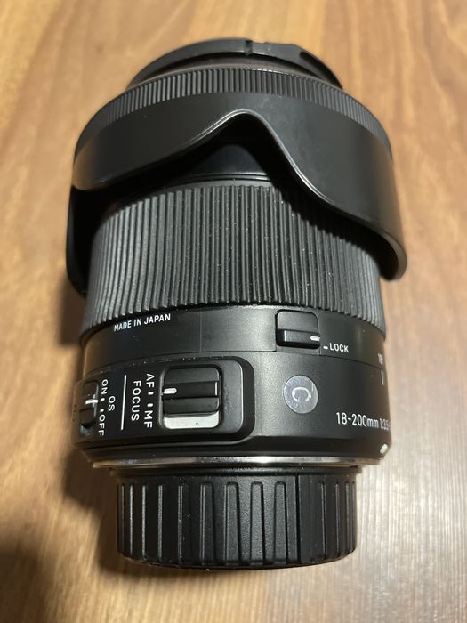 Obiectiv Sigma 18-200mm