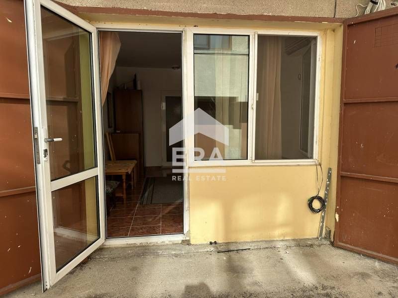 Дава се под наем Едностаен апартамент в Бургас, Лазур - 21 кв.м за 153 € - Снимка #5