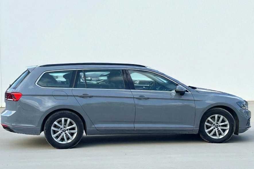 Volkswagen PASSAT 2.0 Tdi 150 cp/ DSG /Apple CarPlay/ Camera/ Full LED