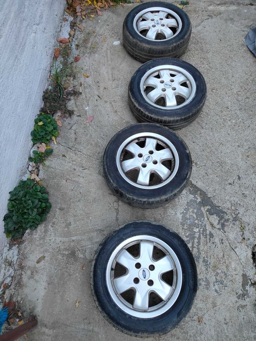 Roti Ford Focus 2001