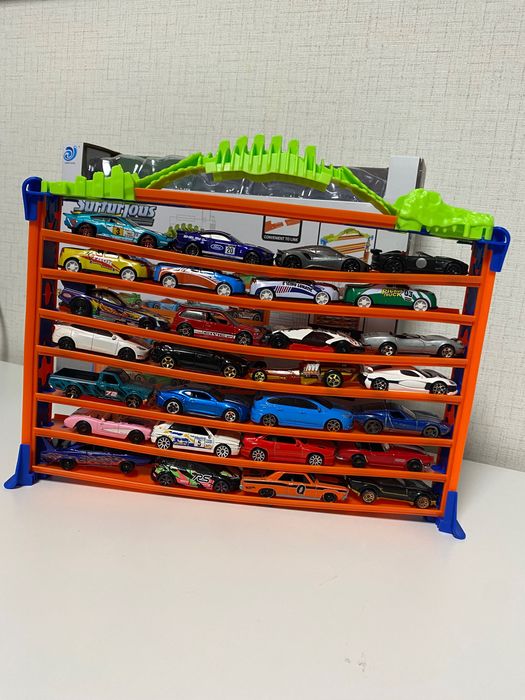 Детски 7-етажен паркинг гараж с 5 колички