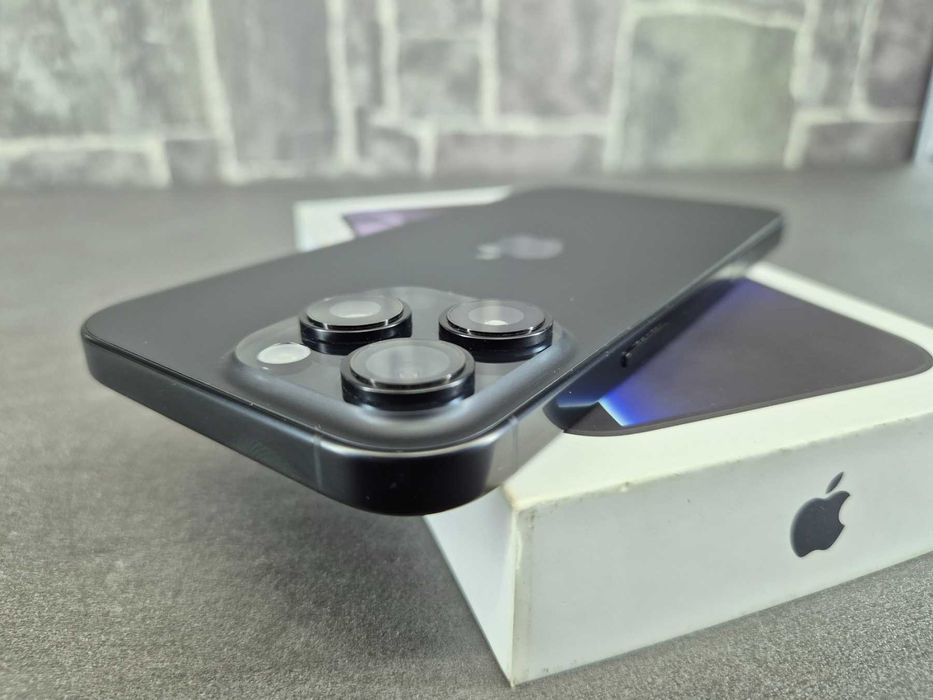 Apple iPhone 16 Pro Max 256GB, 100% батерия