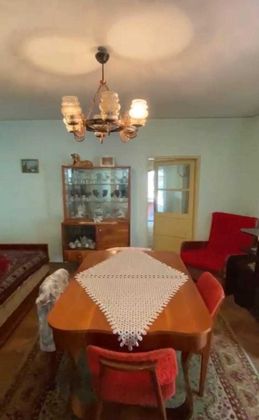 Casa cu 3 camere de vanzare , zona Mihai Bravu Ploiesti, 78 mp