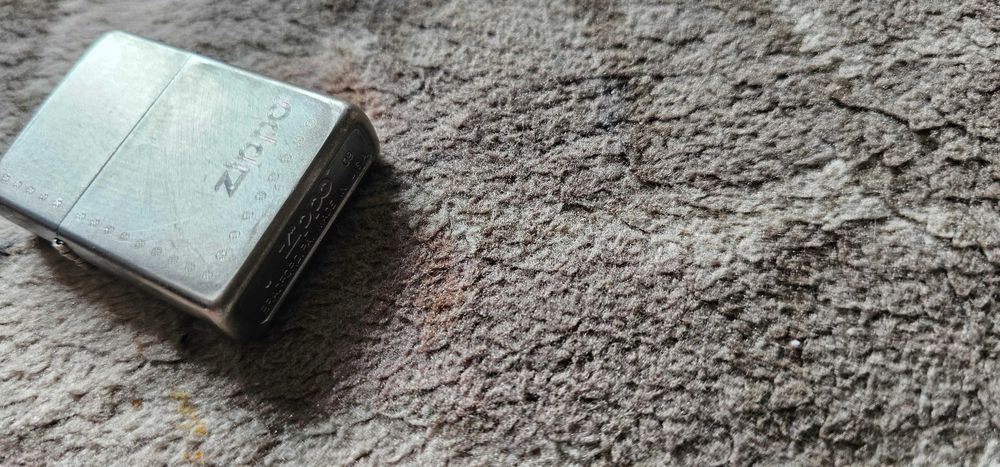 bricheta zippo originala