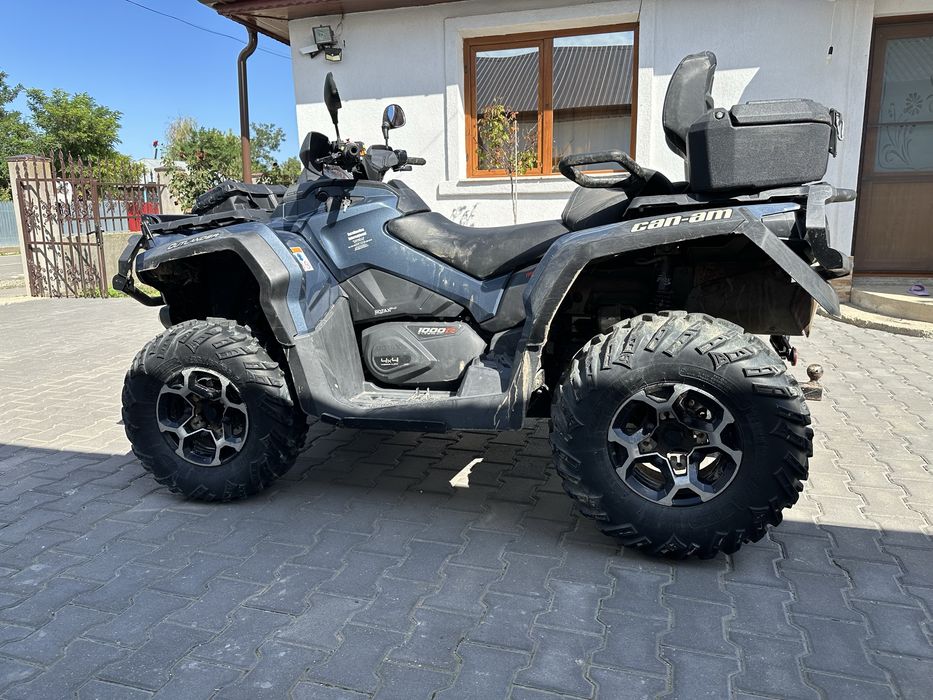 Can-Am Outlander MAX 1000R