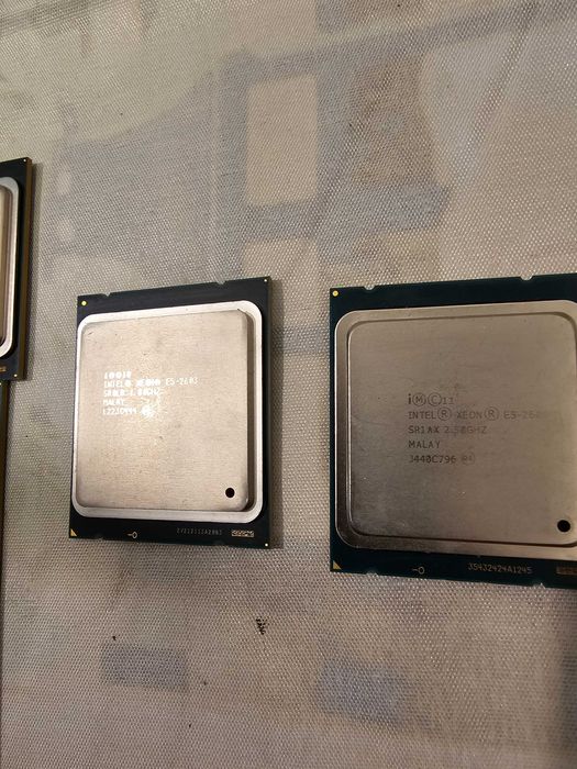 Pachet procesoare INTEL XEON E5 2620 E5-2603 E5-2609 V2 10 bucati