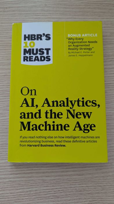 Книга "HBR: AI, Analytics, and the New Machine Age"