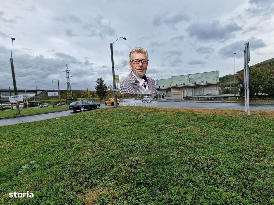 Resita CHIRIE Constructie tip hala 2 nivele 3298 Mp cu teren 6695 Mp