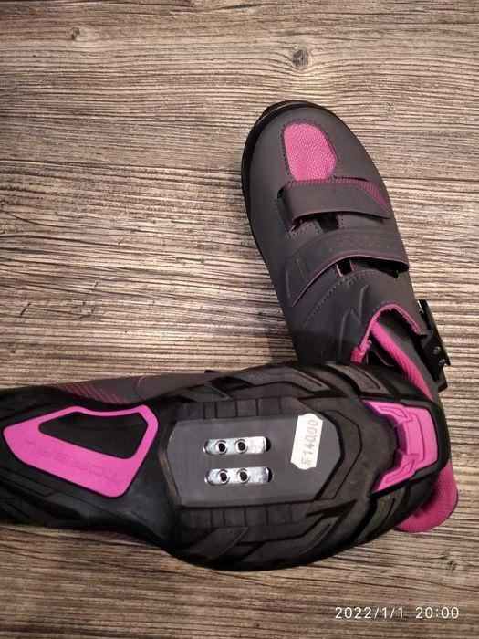 Продавам дамски обувки SHIMANO – SH- WM40.