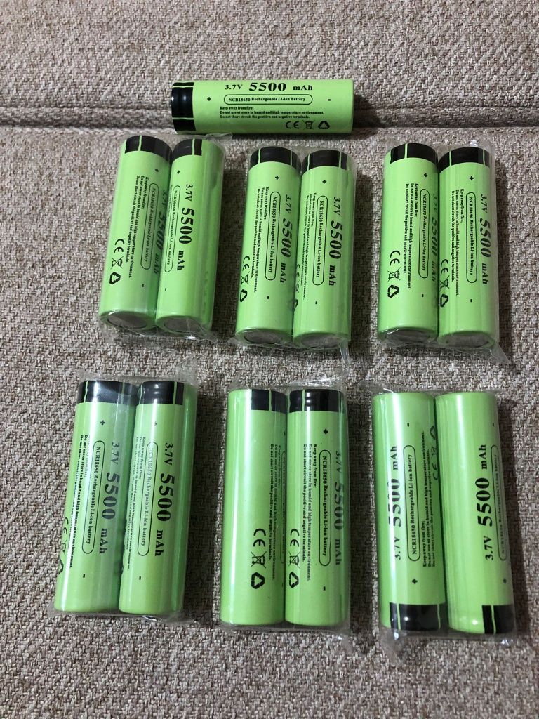 Acumulatori 18650 la 3,7 V , 5500mAh