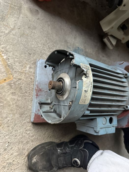 Vand tocator /granulator industrial