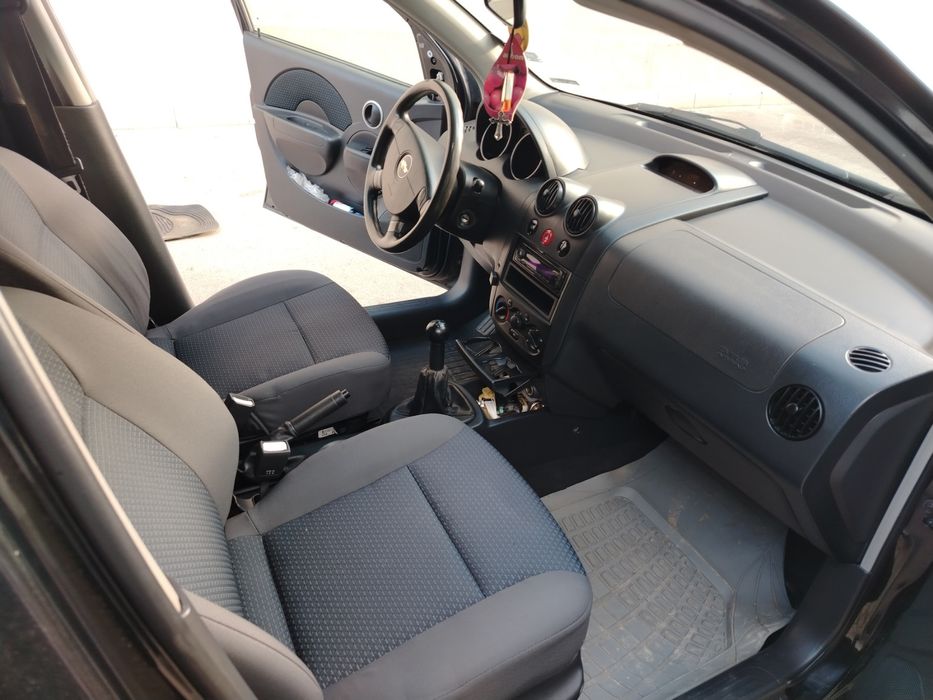 Шевролет 
Топ състояние. С регистрация - област Варна 
1.2 - 73кс - Бе