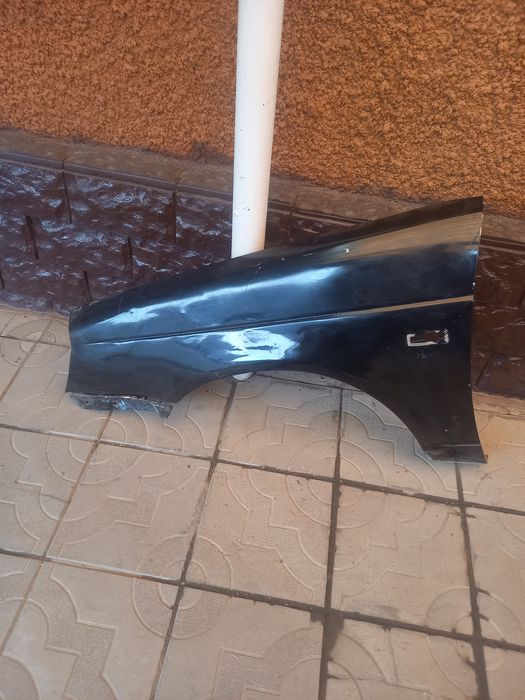 Продам.     Передние.      Крыло.    На.   ПриоруПриору