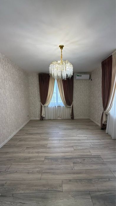 Продается 3 ком. Квартира на 2 этаже площадью 83 кв.м. Адрес Фрунзе