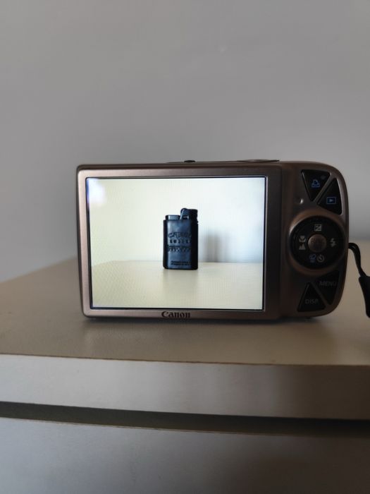 Дигитален фотоапарат Canon Ixus 990 IS