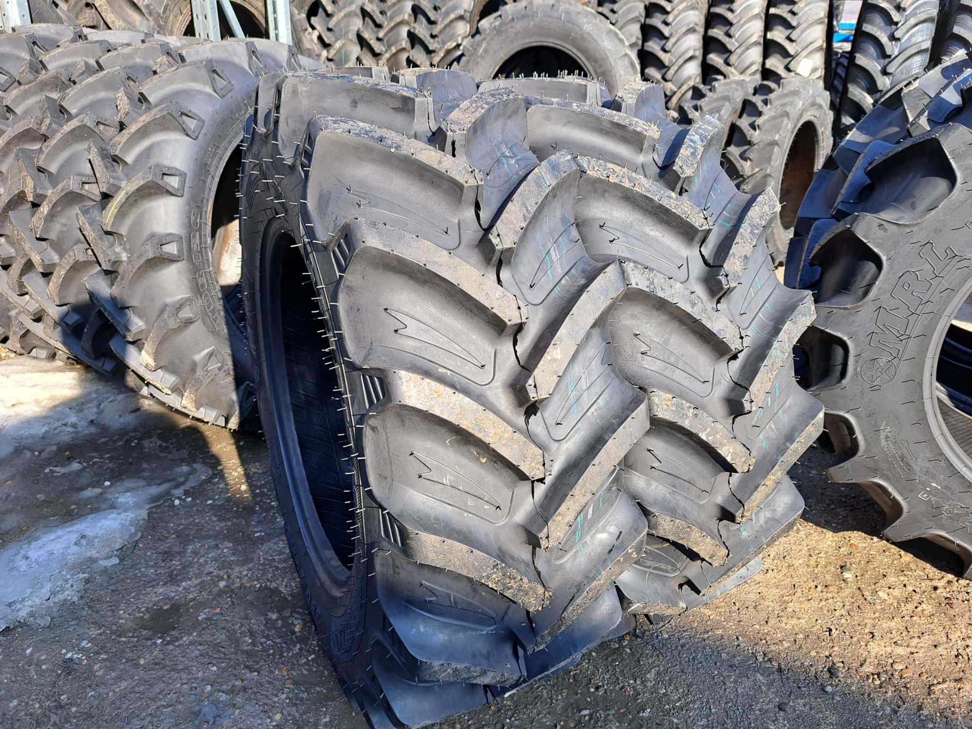 Anvelope radiale 360/70R24 marca MRL cauciucuri noi tractor