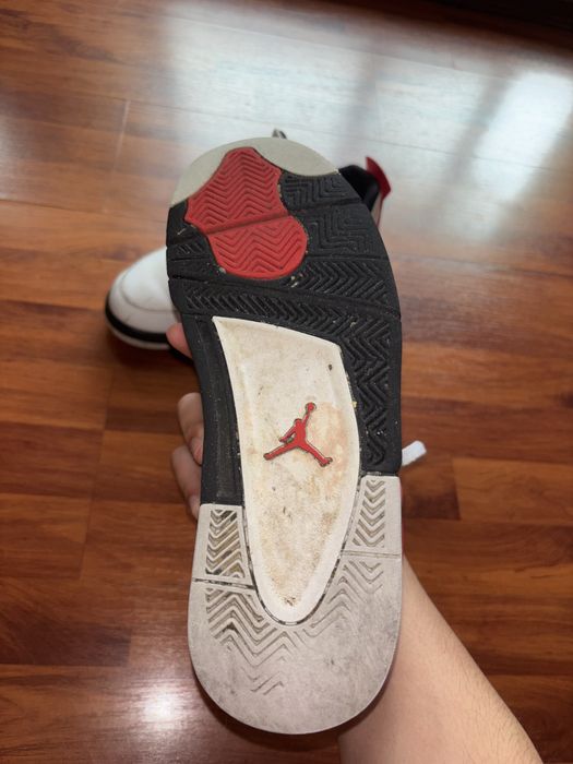 Jordan 4 Red Cement