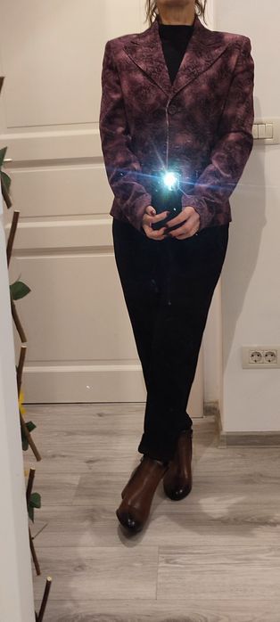 Sacou  mov prună, nuanță superbă, din catifea, cambrat