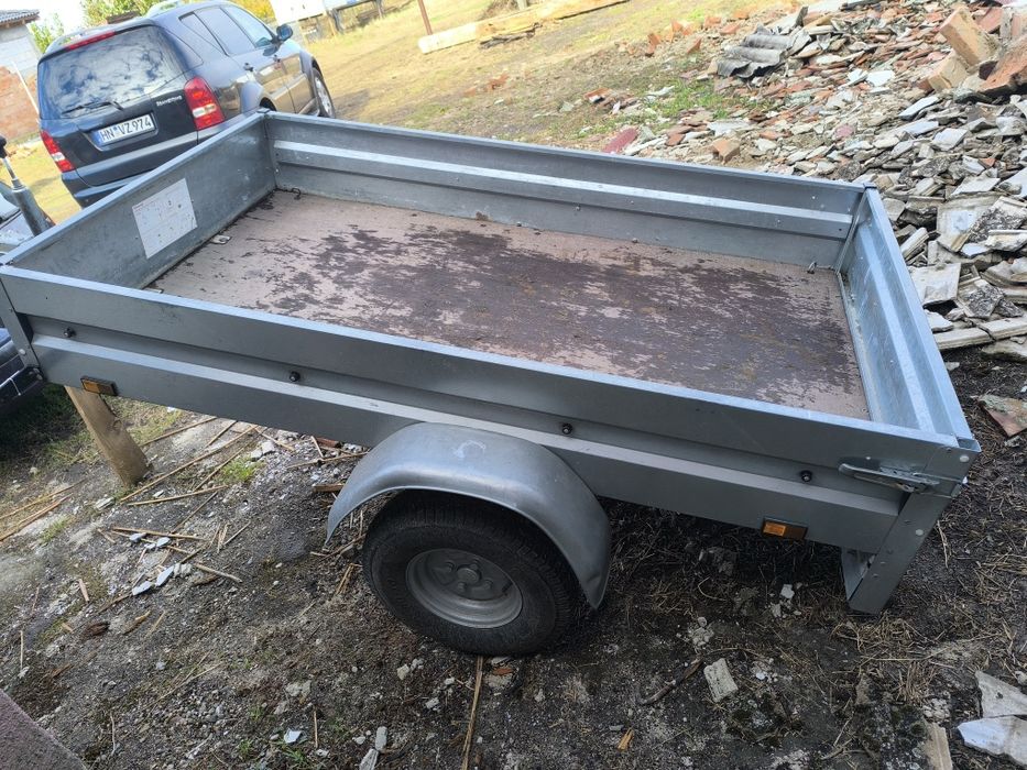 Remorca de 750kg-stare foarte bună, acte in regulă