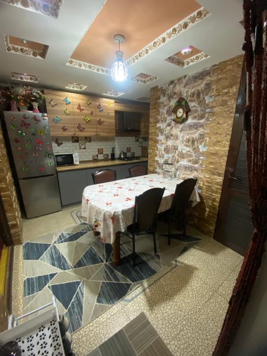 Продается 2х ком.квартира!!!срочно! В хорошем месте, мебель в подарок!