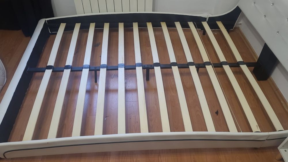 Pat cu somiera 140×200 fara saltea