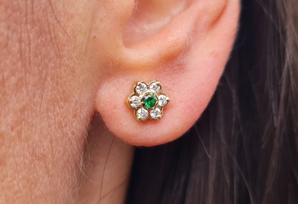 Cercei aur galben 14k cu diamante și tsavorit natural