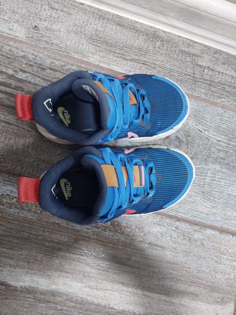 Детски маратонки Nike