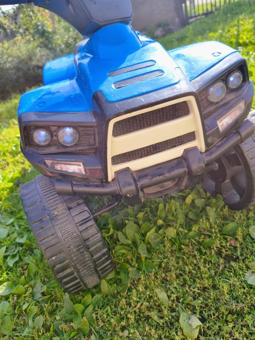 Mașinuță electrică