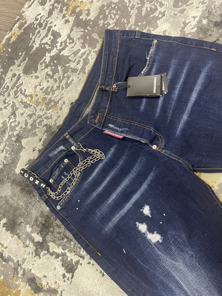 Blugi DSQUARED colectia noua Poze reale 100% Calitate superioara ! Mar