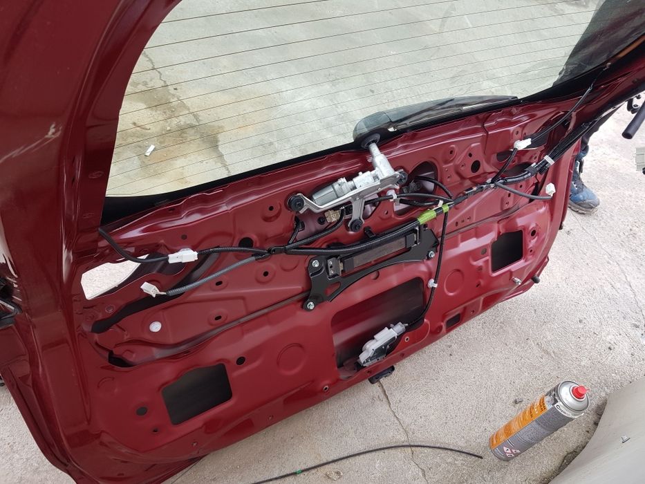 Haion usa capota portbagaj toyota rav 4 2020