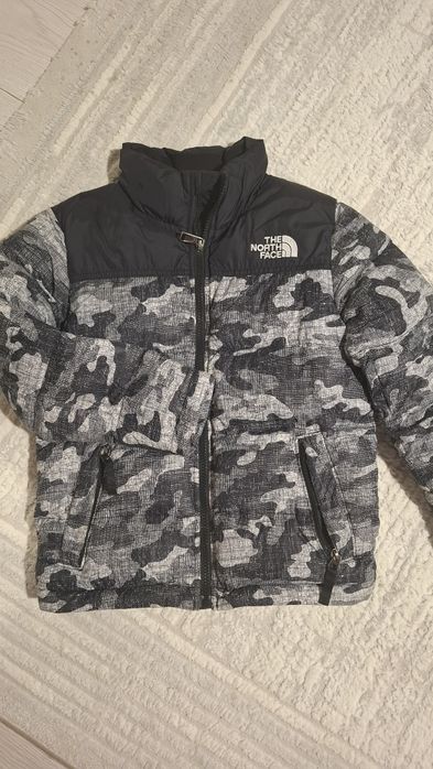 The North Face geaca baieti puf si pene 6-7 ani 200 ron