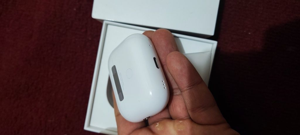 Продам кейс от Airpods pro 2