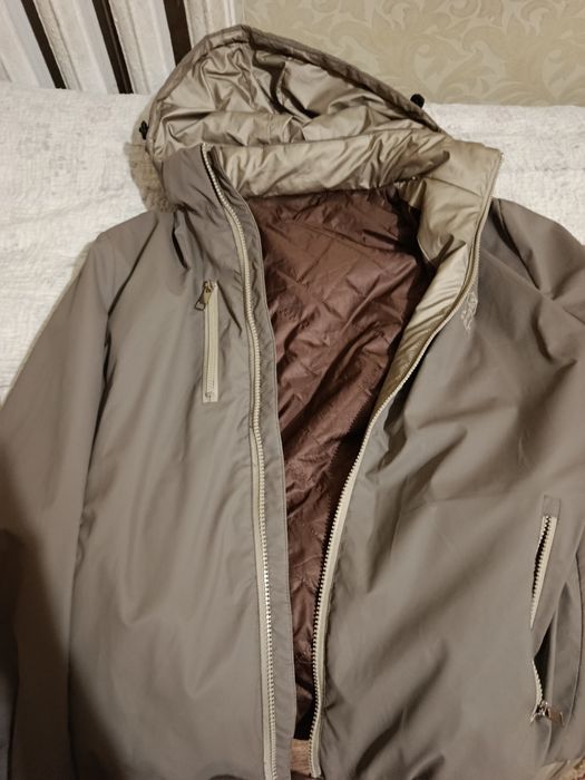 Продам куртку (осень, весна)
